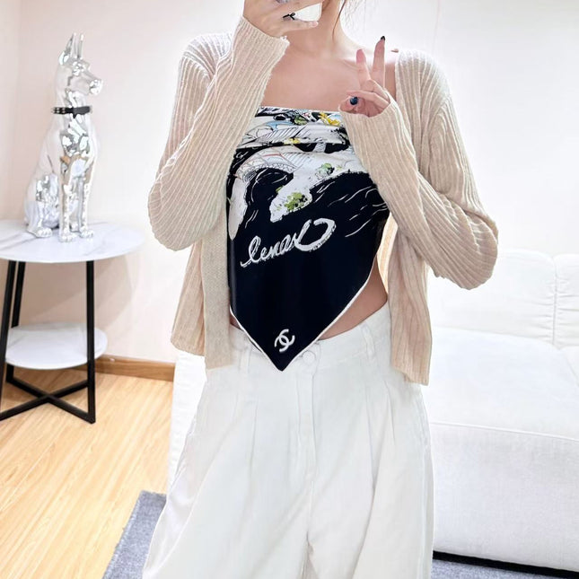 CHANEL 26S SCARF 90 IN SILK 303188