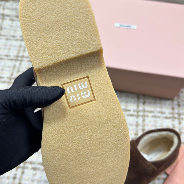MIUMIU 26S SLIP-ON BOOTIES IN DARK BROWN SUEDE WITH SHEARLING
