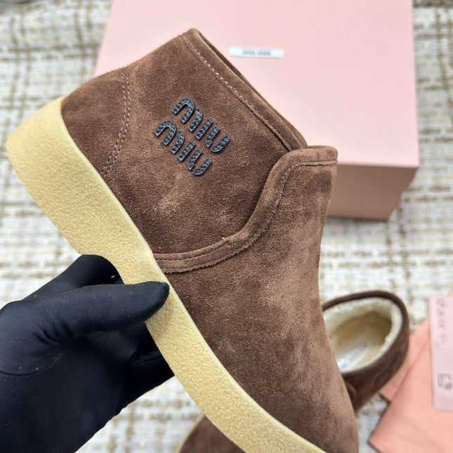 MIUMIU 26S SLIP-ON BOOTIES IN DARK BROWN SUEDE WITH SHEARLING