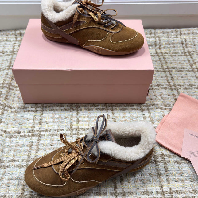 MIUMIU 26S SNEAKERS IN DARK BROWN SUEDE AND SHEARLING