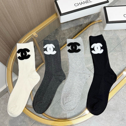 CHANEL 26S CREW SOCKS 395180 (1 BOX)