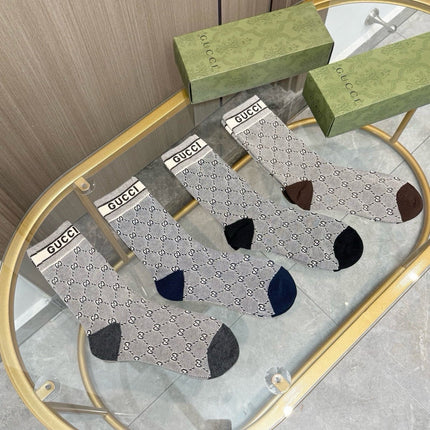 GUCCI 26S CREW SOCKS 407155 (1 BOX)