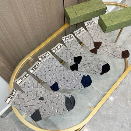 GUCCI 26S CREW SOCKS 407155 (1 BOX)