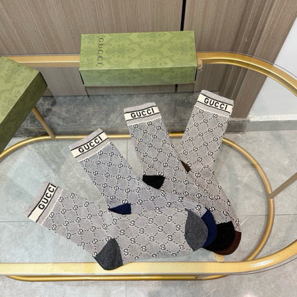 GUCCI 26S CREW SOCKS 407155 (1 BOX)