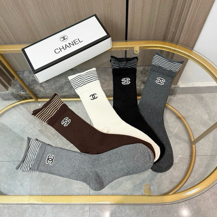 CHANEL 26S CREW SOCKS 410316 (1 BOX)