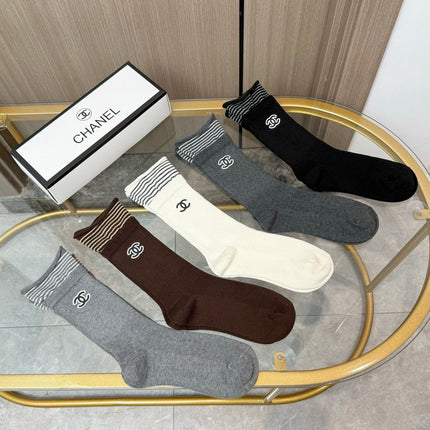 CHANEL 26S CREW SOCKS 410316 (1 BOX)