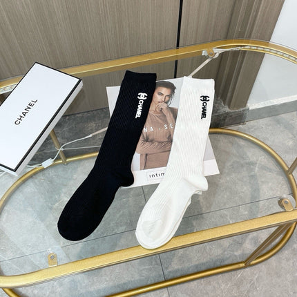 CHANEL 26S CREW SOCKS 412415 (1 BOX)