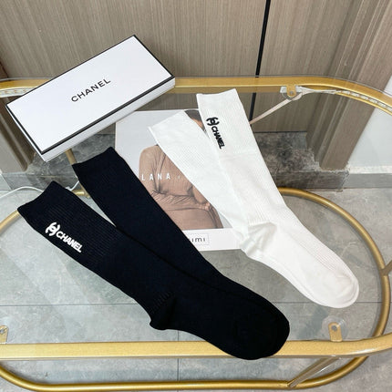 CHANEL 26S CREW SOCKS 412415 (1 BOX)