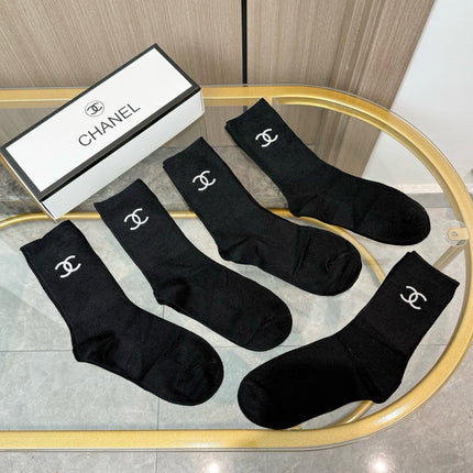 CHANEL 26S CREW SOCKS 412416 (1 BOX)