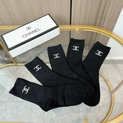 CHANEL 26S CREW SOCKS 412416 (1 BOX)