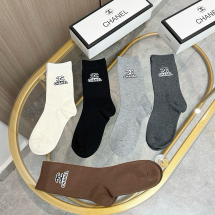 CHANEL 26S CREW SOCKS 412418 (1 BOX)
