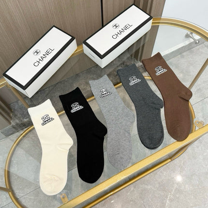 CHANEL 26S CREW SOCKS 412418 (1 BOX)