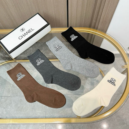 CHANEL 26S CREW SOCKS 412418 (1 BOX)