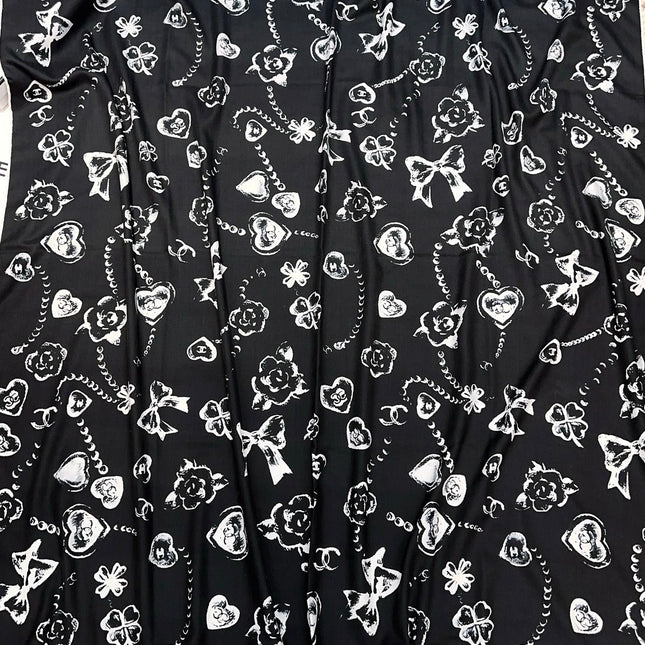 CHANEL 25S SCARF 140 CM IN CASHMERE SILK 943924