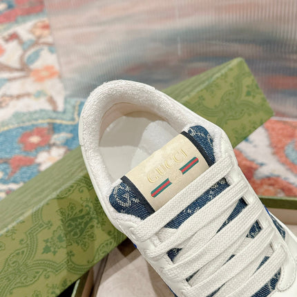 GUCCI 26S SCREENER SNEAKER IN WHITE LEATHER AND BLUE DENIM