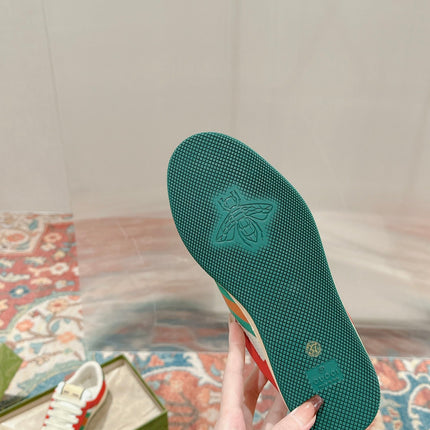 GUCCI 26S SCREENER SNEAKER IN GREEN LEATHER AND ORANGE SUEDE