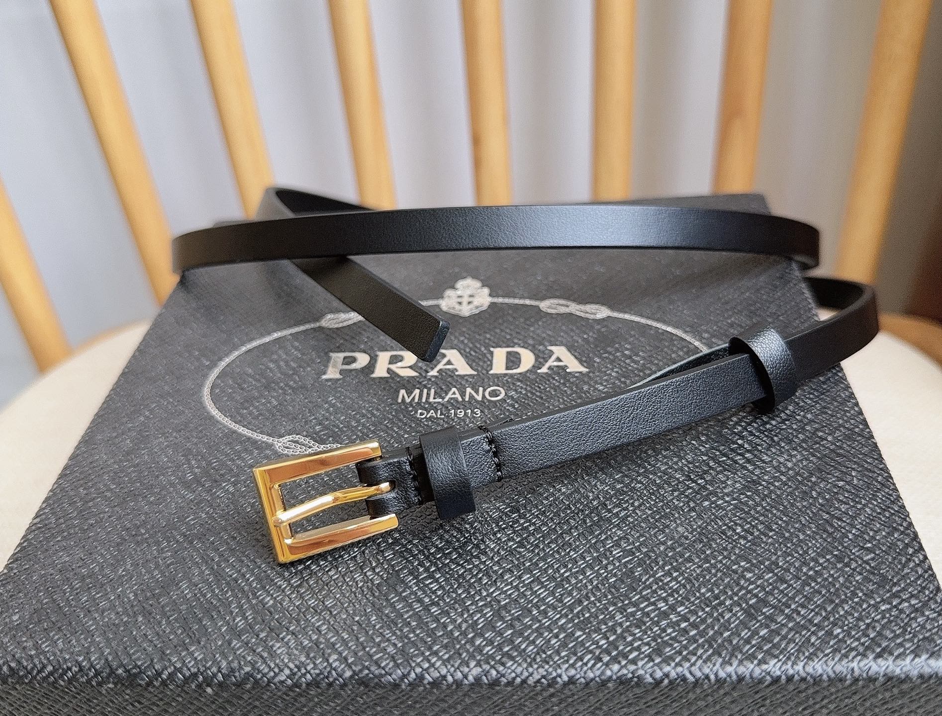 PRADA 26S BELT 10 MM IN BLACK CALFSKIN 661495