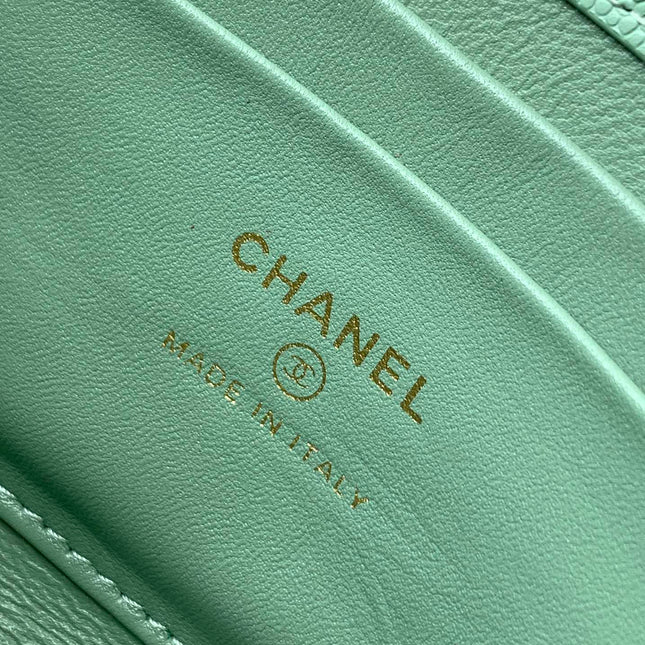 CHANEL 25S KELLY BAG 18 IN LIGHT GREEN CAVIAR LEATHER WITH GOLD HARDWARE