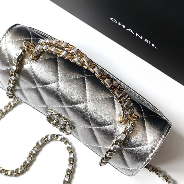 CHANEL 25S KELLY BAG 18 IN SILVER METALLIC LAMBSKIN WITH GOLD HARDWARE STYLE 1