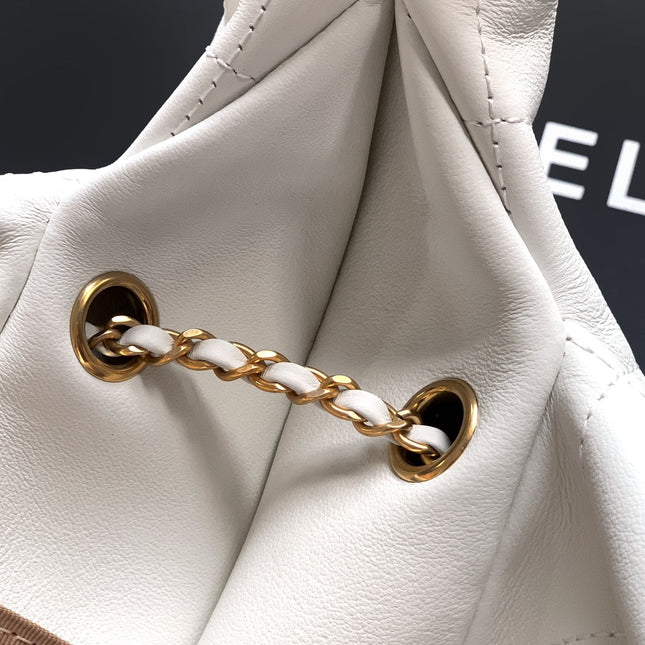 CC 26C LARGE HOBO BAG 29CM IN WHITE CALFSKIN GOLD HARDWARE