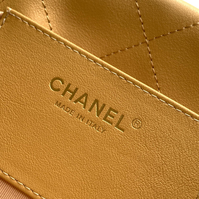 CC 26C LARGE HOBO BAG 29CM IN BEIGE CALFSKIN GOLD HARDWARE