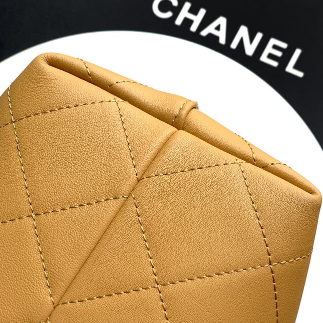 CC 26C LARGE HOBO BAG 29CM IN BEIGE CALFSKIN GOLD HARDWARE