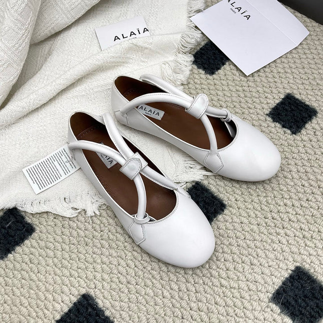 ALAIA 26S BALLET TECKEL IN WHITE CALFSKIN