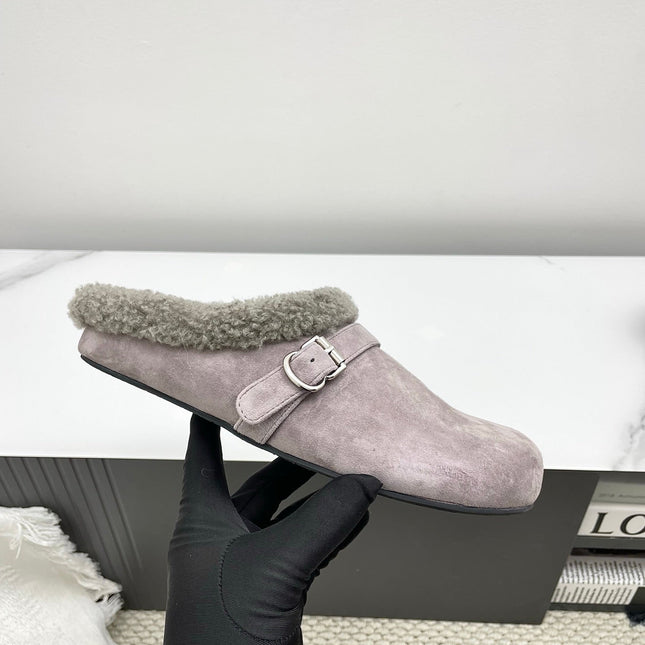 ALAIA 26S MULE IN PINKISH GREY SUEDE AND WOOL