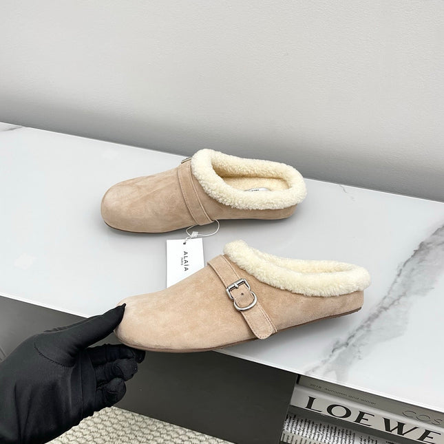 ALAIA 26S MULE IN BEIGE SUEDE AND WOOL
