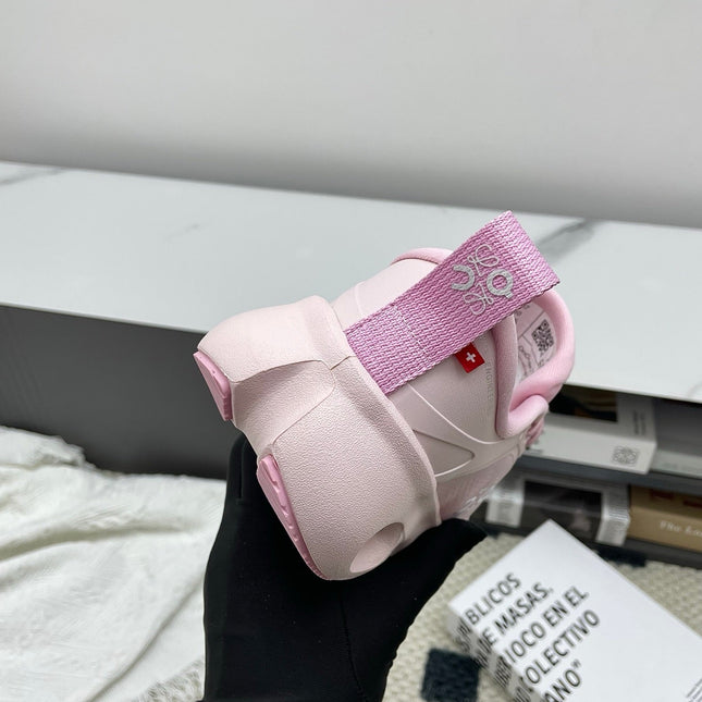 LOEWE 26S CLOUDSOLO SNEAKERS IN LIGHT PINK RECYCLED POLYESTER
