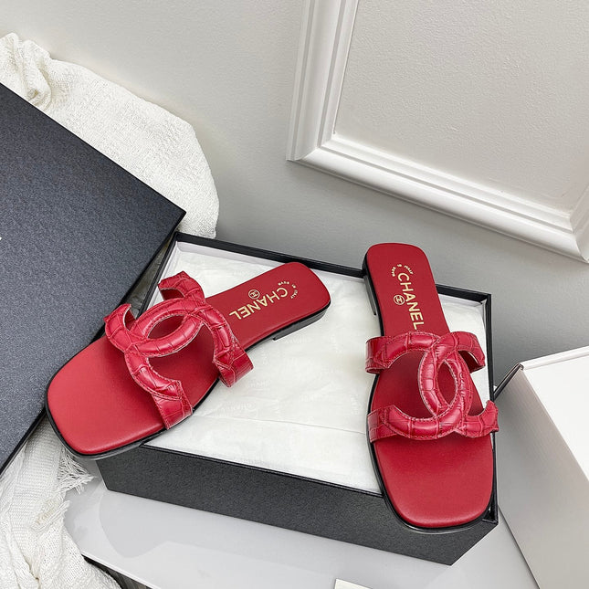 CHANEL CC LOGO MULES IN RED CALFSKIN