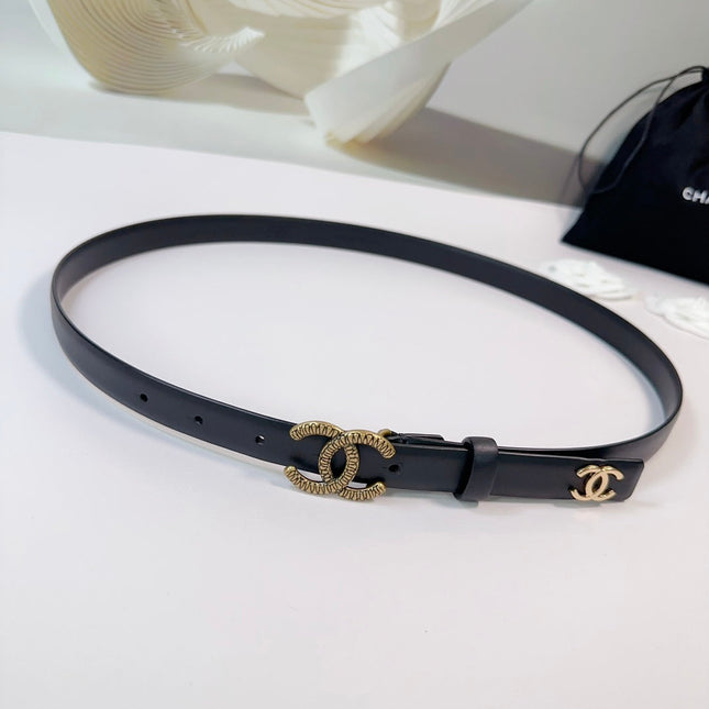 CC BELT 20 MM IN BLACK CALFSKIN WITH GOLD HARDWARE AND LOGO