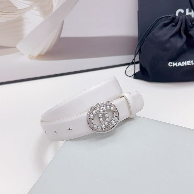 CC 30MM BELT IN WHITE CALFSKIN SILVER HARDWARE ATTACH PEARLS