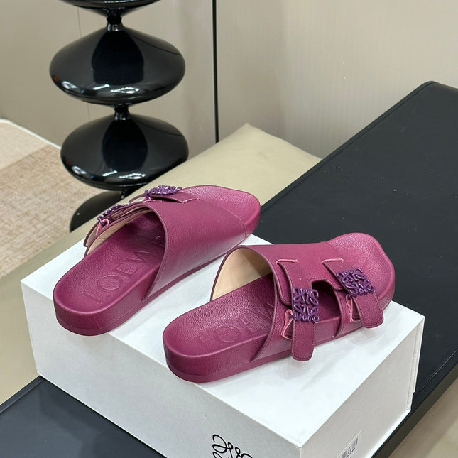 LOEWE 26S EASE SLIDE IN WINE RED CALFSKIN