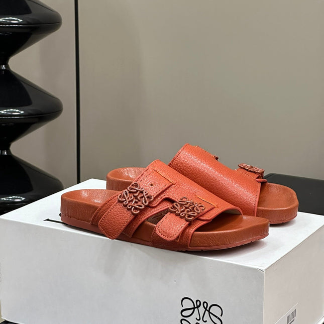 LOEWE 26S EASE SLIDE IN ORANGE CALFSKIN