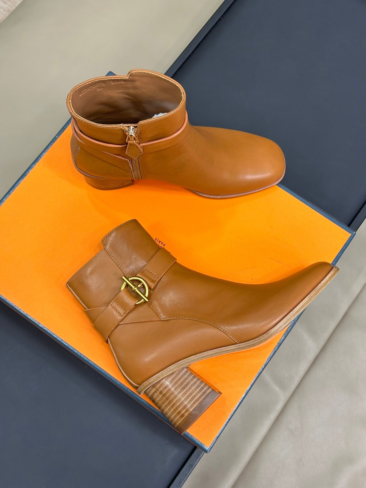 JILL 60 ANKLE BOOT IN BRONZE BROWN CALFSKIN
