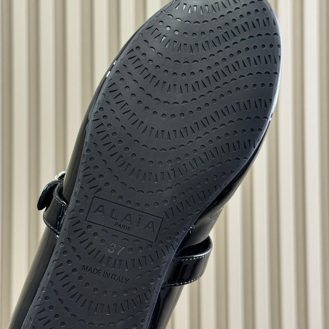 ALAIA 25S MARY JANE SHEARLING FLATS IN BLACK GLOSSY CALFSKIN