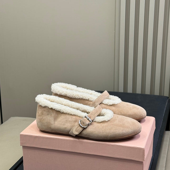 ALAIA 25S MARY JANE SHEARLING FLATS IN LIGHT BROWN SUEDE