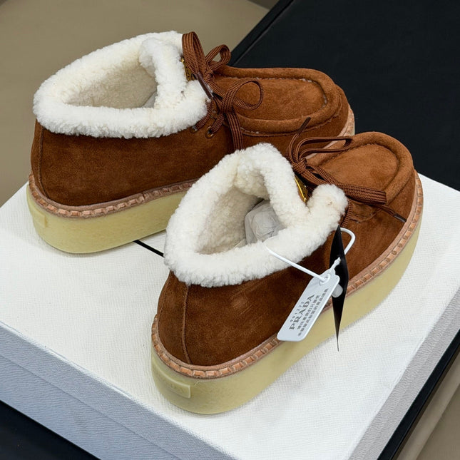 PRADA 25S HIGH-TOP SHOES 40 MM IN DARK BROWN SUEDE SHEARLING-LINED