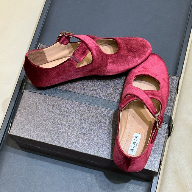 ALAIA 26S MARY JANE BALLET FLATS IN DARK RED VELVET