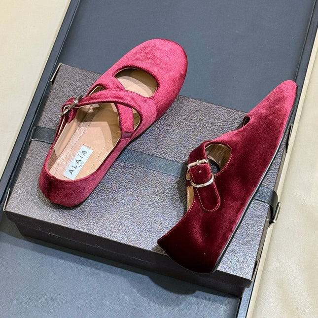 ALAIA 26S MARY JANE BALLET FLATS IN DARK RED VELVET