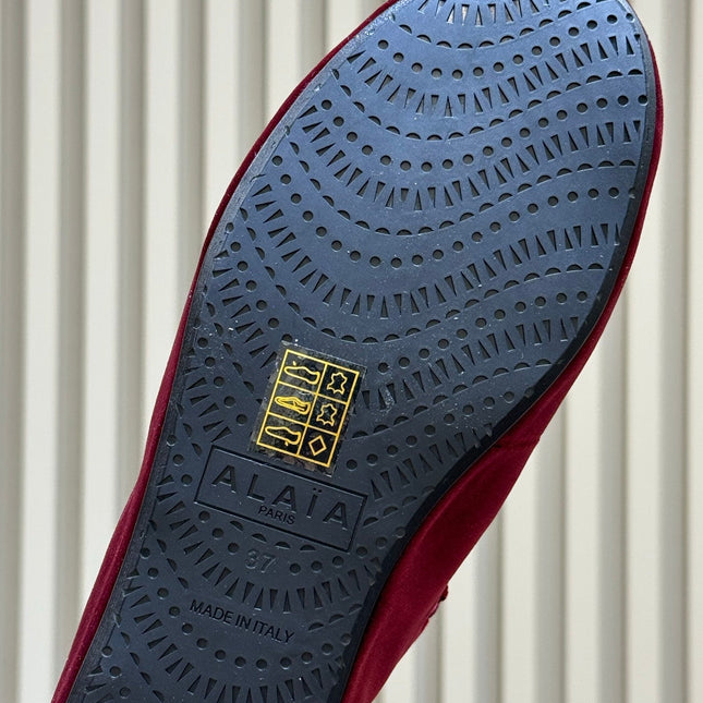 ALAIA 26S MARY JANE BALLET FLATS IN DARK RED VELVET