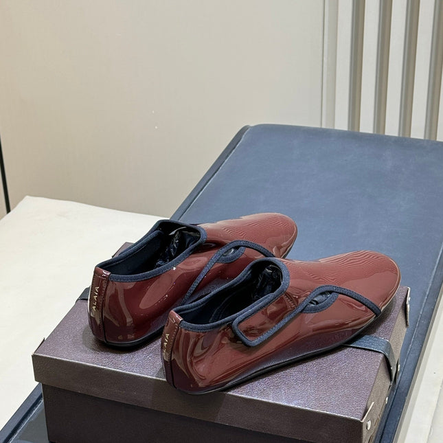 ALAIA 26S FLAT LOAFERS IN BROWN GLOSSY LAMBSKIN