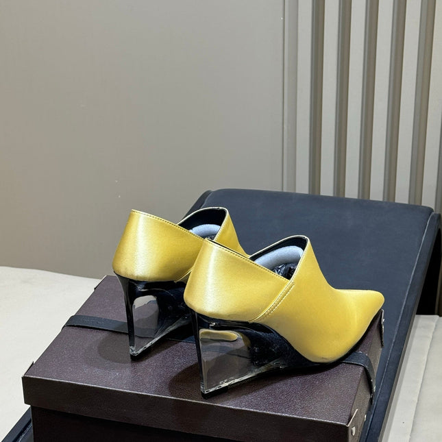 ALAIA 26S TRANSPARENT HIGH HEELS IN YELLOW SATIN