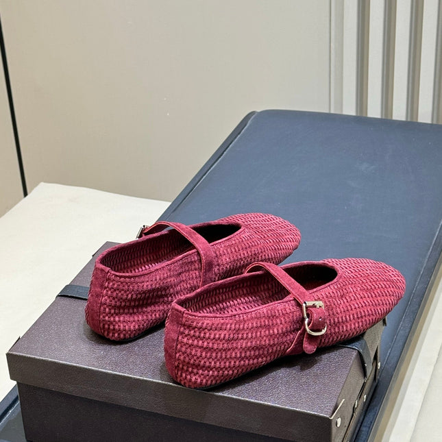 ALAIA 26S KNIT BALLET FLATS IN DARK RED SUEDE