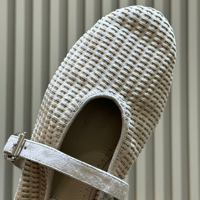 ALAIA 26S KNIT BALLET FLATS IN OFF WHITE SUEDE