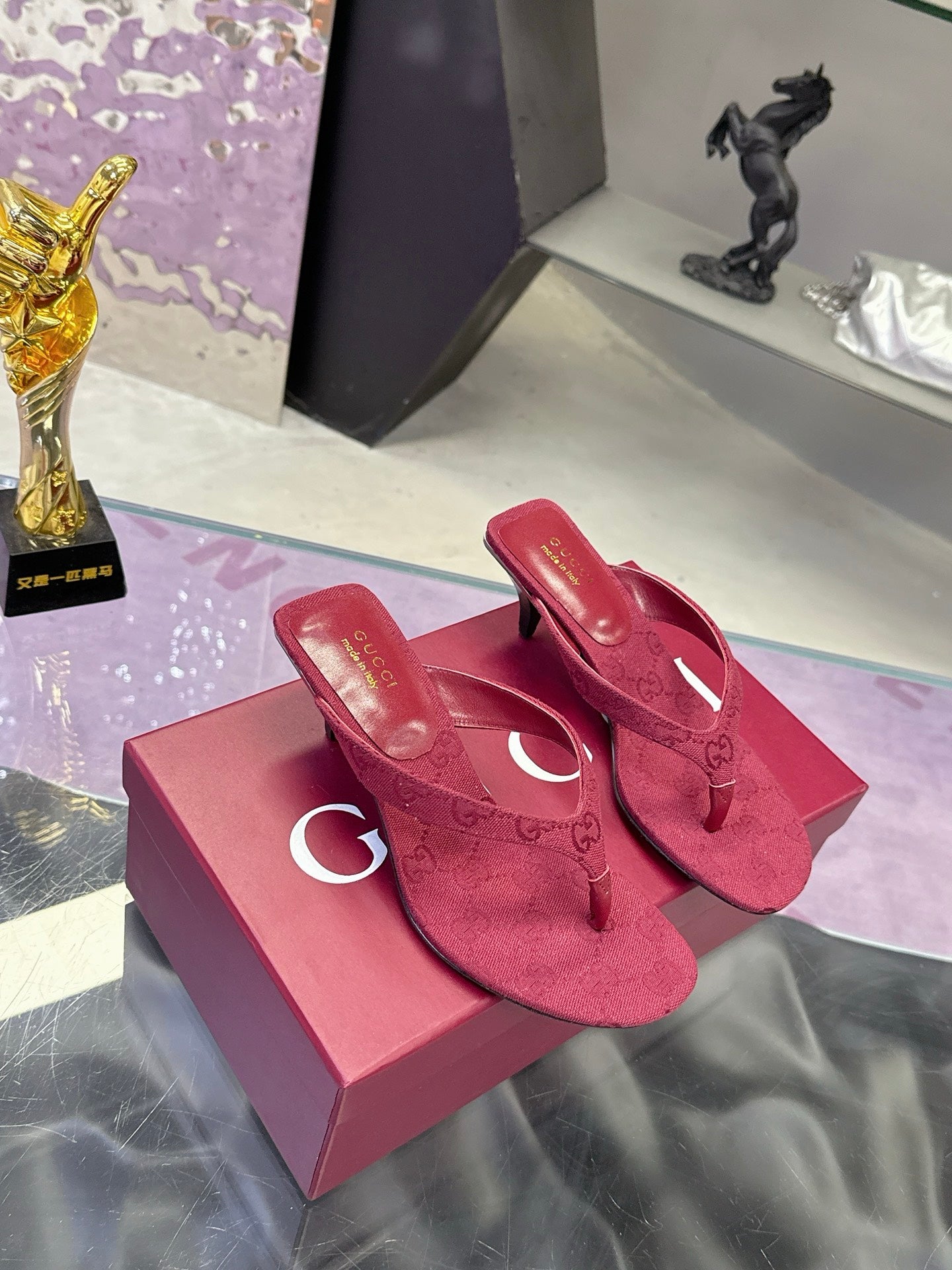 GUCCI 26S THONG KITTEN HEEL SANDALS 55MM IN BURGUNDY RED GG CANVAS