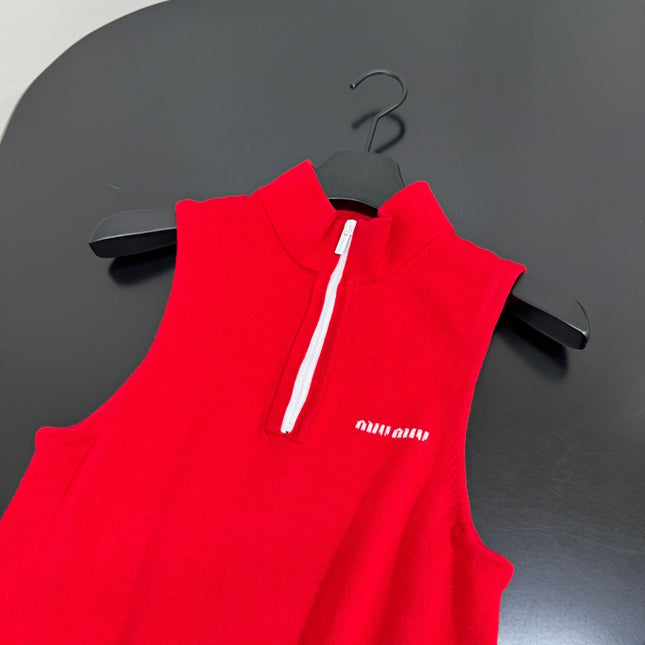 MIUMIU KNIT VEST STYLE 570