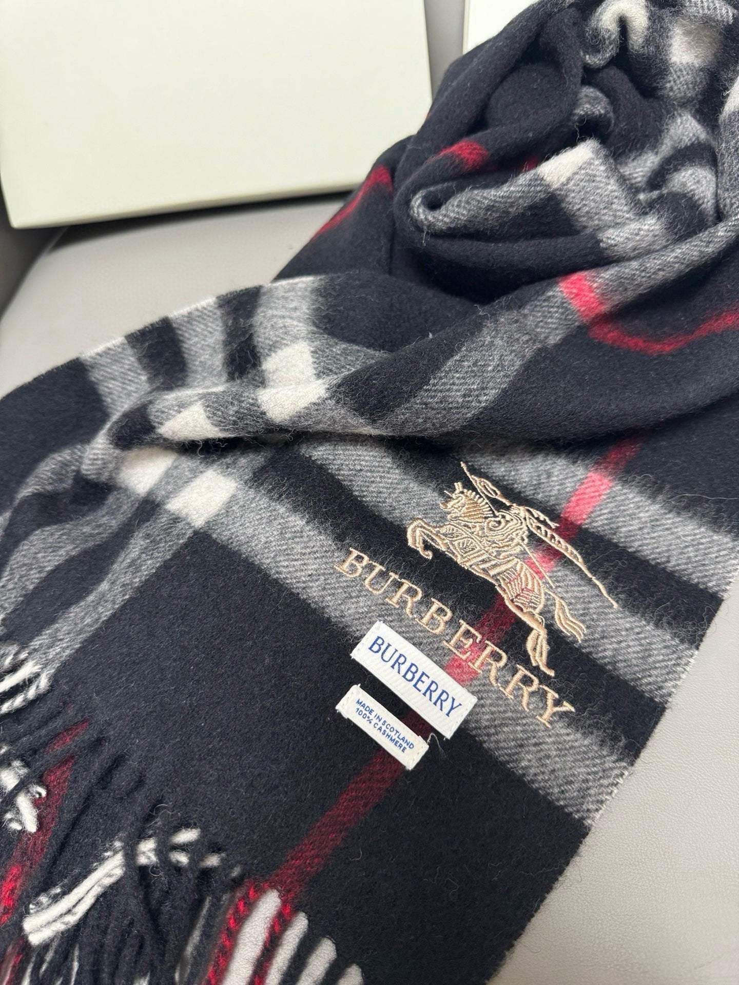 BURBERRY 26S SCARF 180CM IN CASHMERE 171838