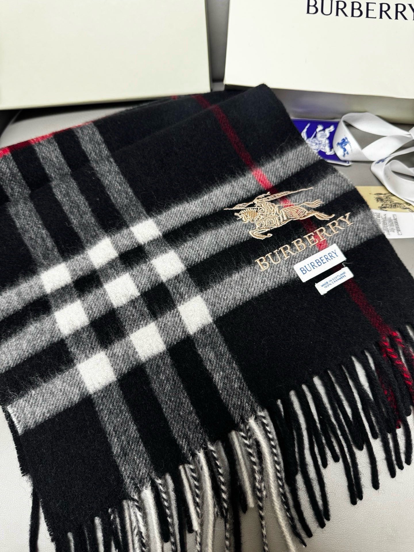 BURBERRY 26S SCARF 180CM IN CASHMERE 171838